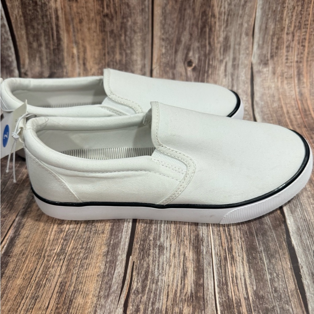 NWT A New Day White Slip-On Canvas Sneakers Size 7W Item #PHK6476 - Picture 4 of 6